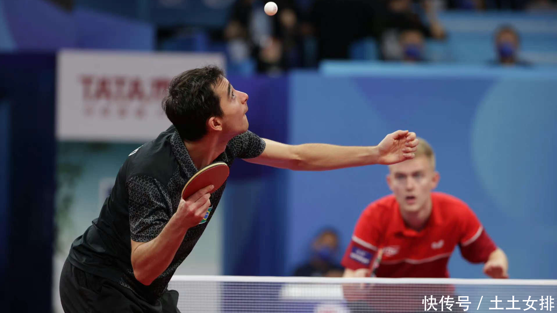 间和中前场 间和中前场